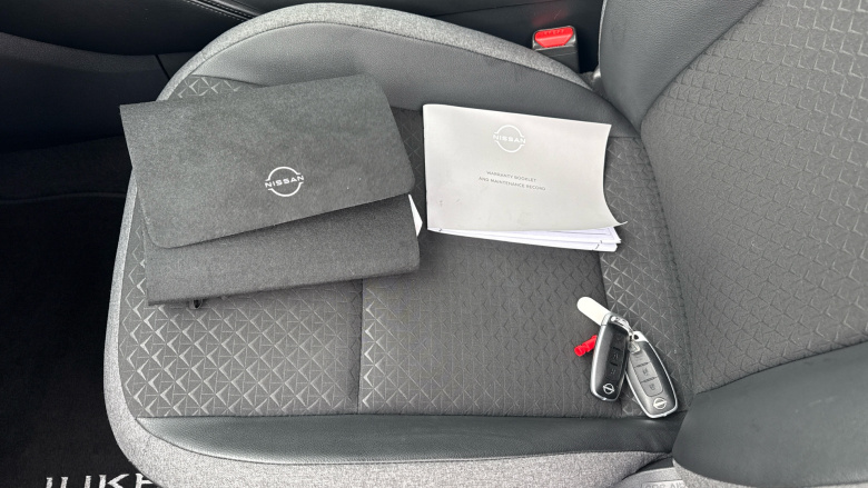 Nissan Juke 1.6 Hybrid N-Connecta 5dr Auto Hybrid Hatchback